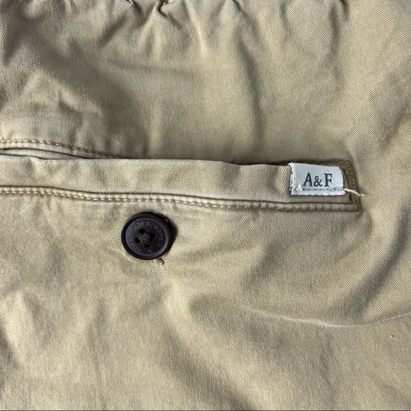 Abercrombie & Fitch Khaki Joggers - Picture 2 of 11